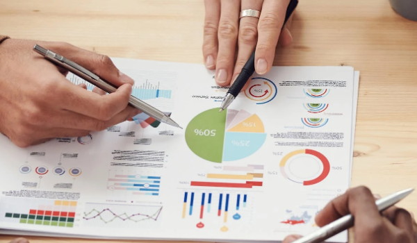 2024年热门公司命名指南 创意与寓意并存名字